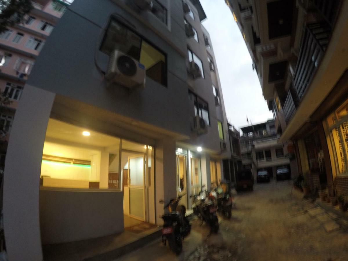 Bodhi Tree Hostel Kathmandu Buitenkant foto